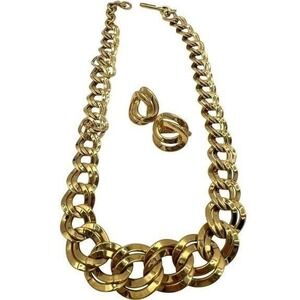 Monet Chunky Necklace Clip Earrings Set 18" Double Curbed Graduated Chain Link